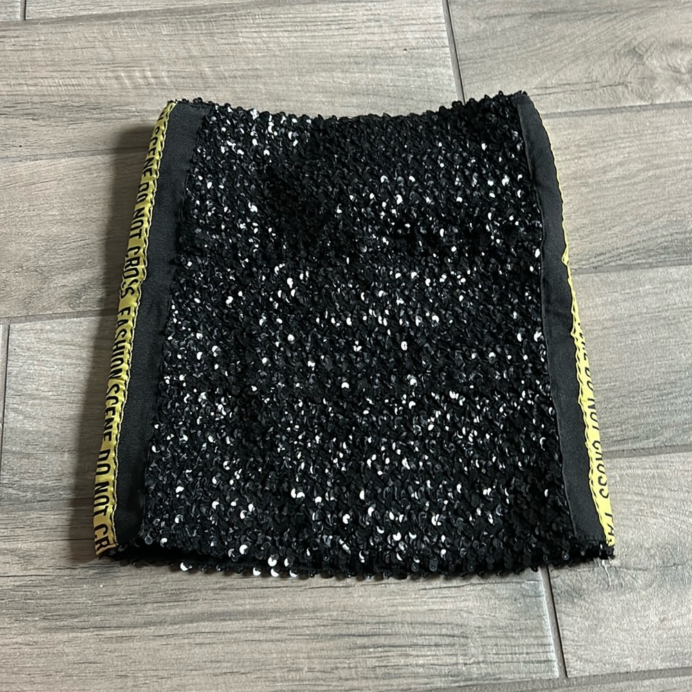 Kiki Riki fashion scene do not cross sequin skirt